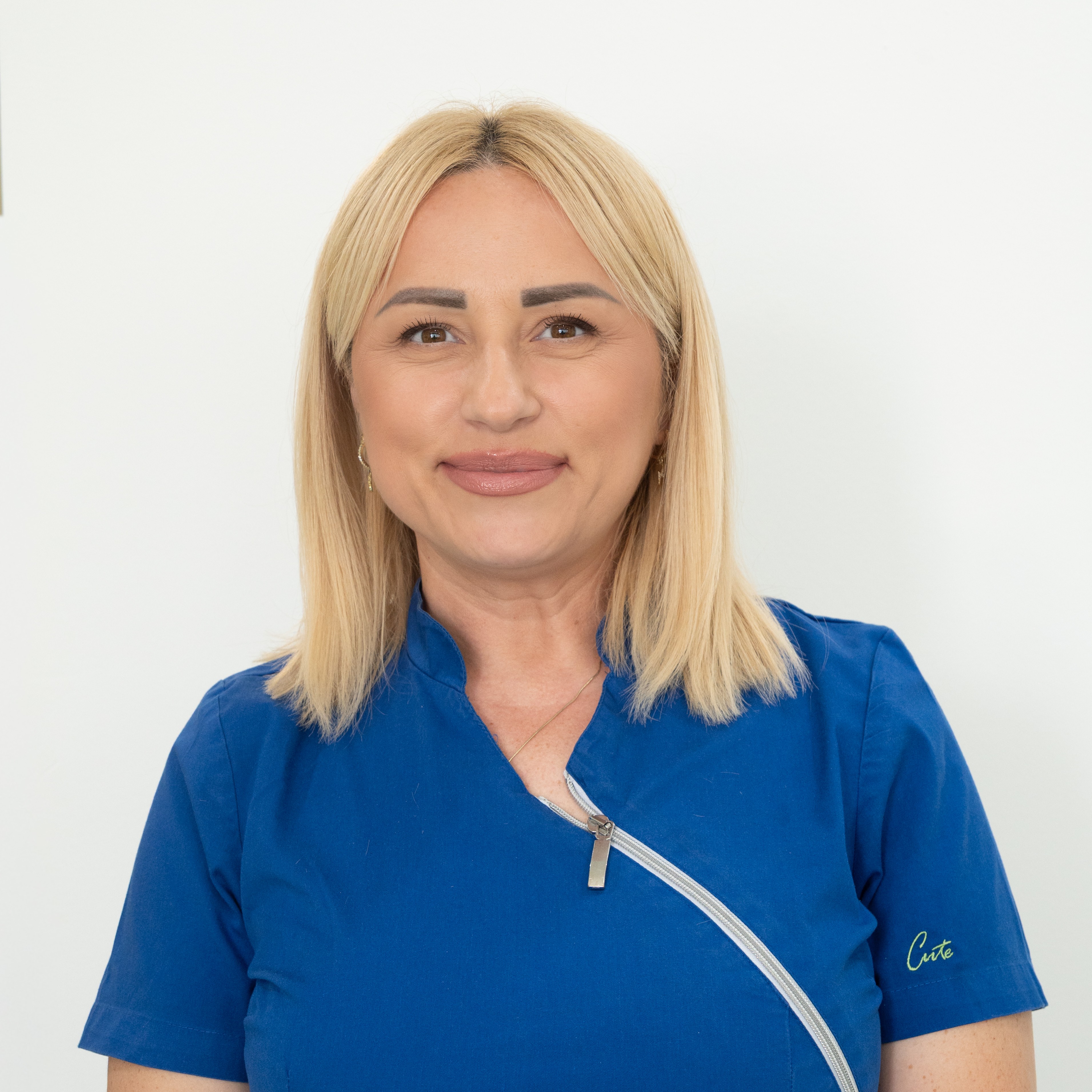 Samira Zeba - Info Pult